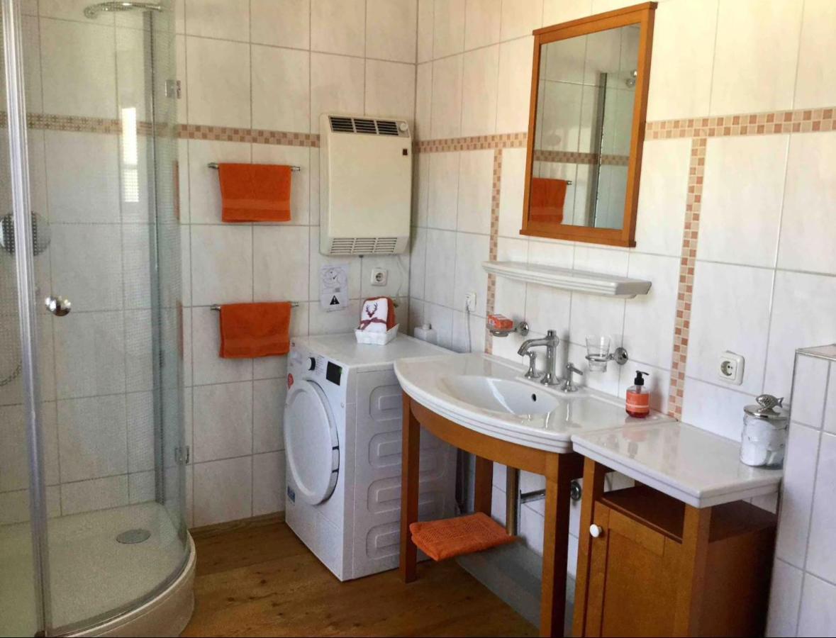 Cosy Apartment Bad Ischl In Quiet Residential Area - Newly Renovated Kültér fotó